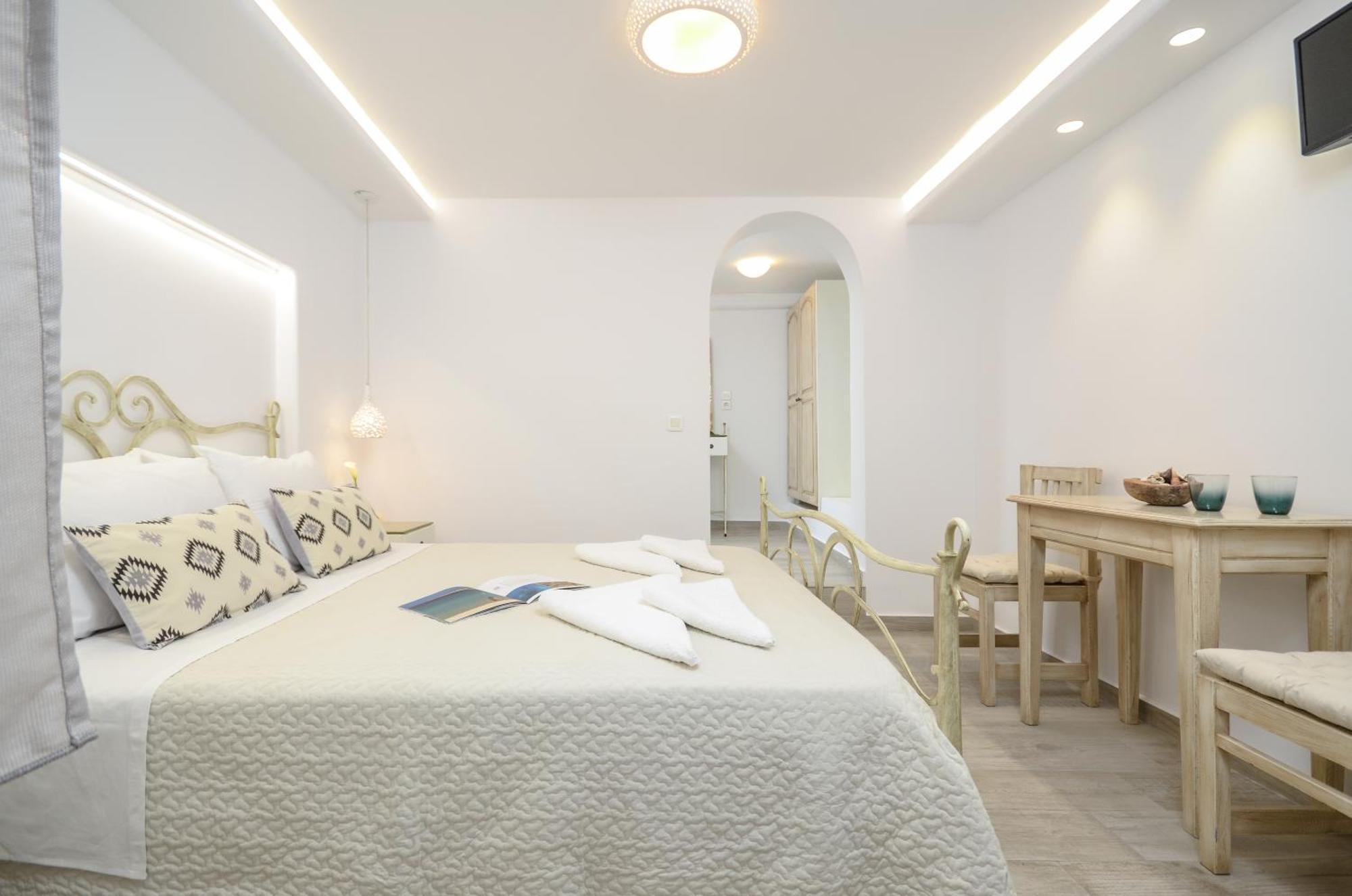 Sofi Pension Naxos City Exteriör bild