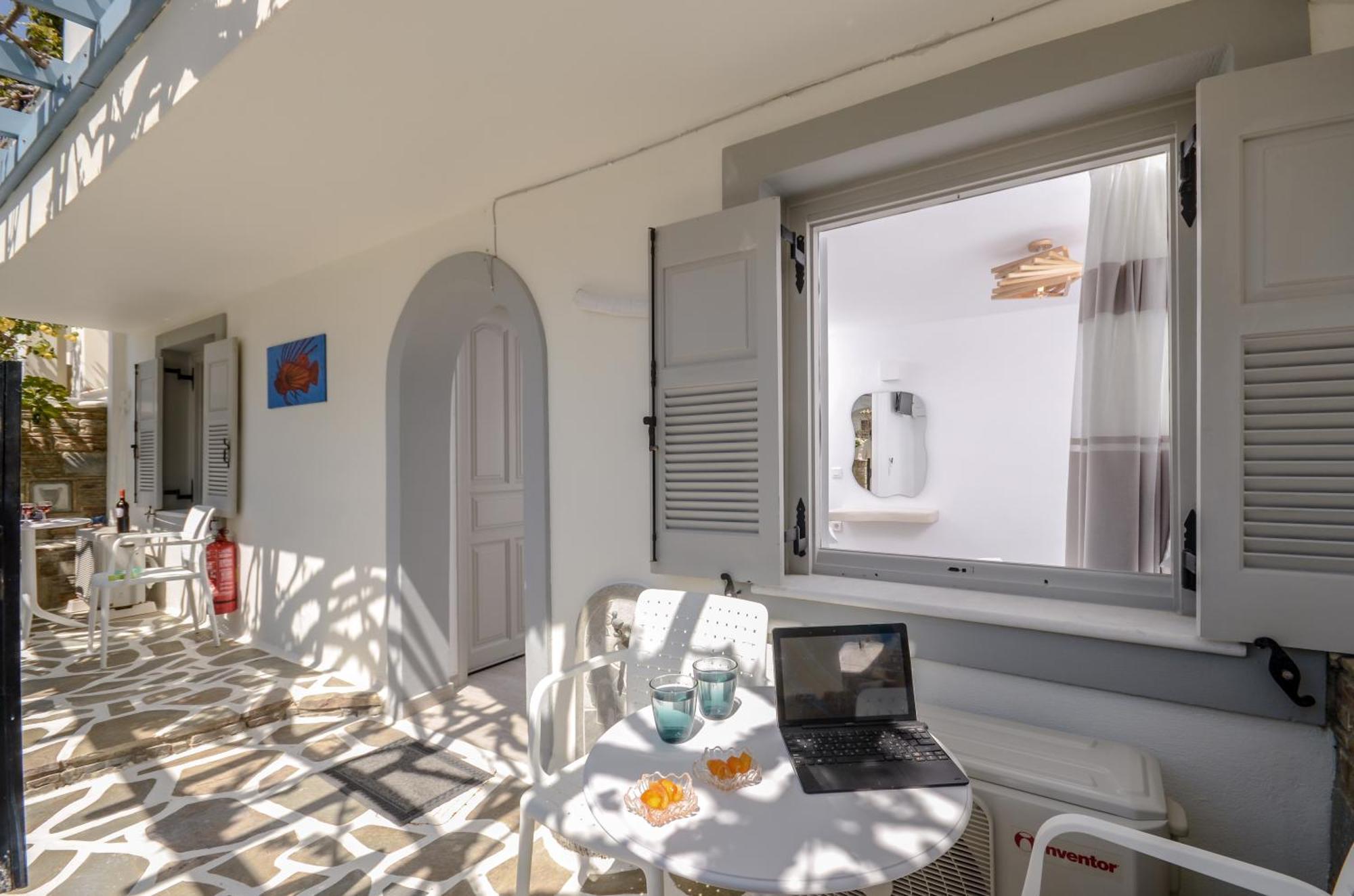 Sofi Pension Naxos City Exteriör bild